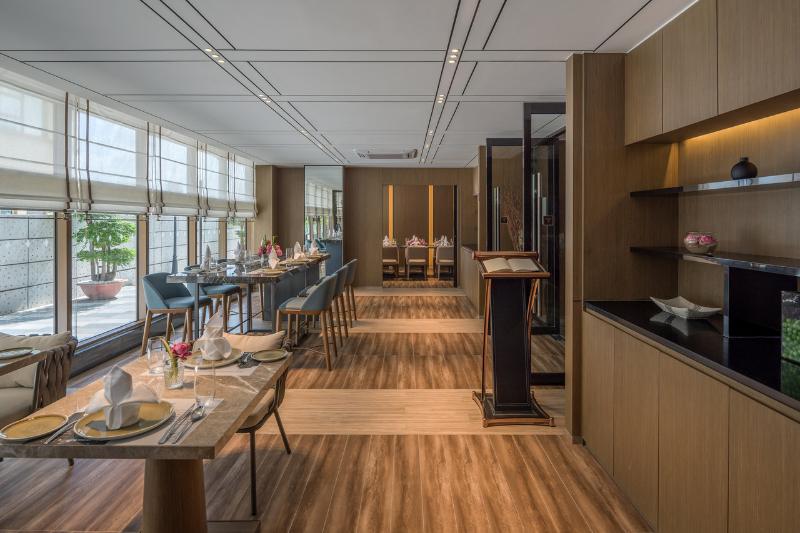 בית מלון כפרי Oakwood Premier Phnom Penh