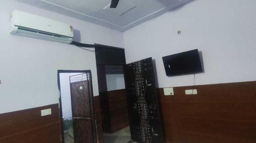 酒店 Oyo 86189 Glaxy