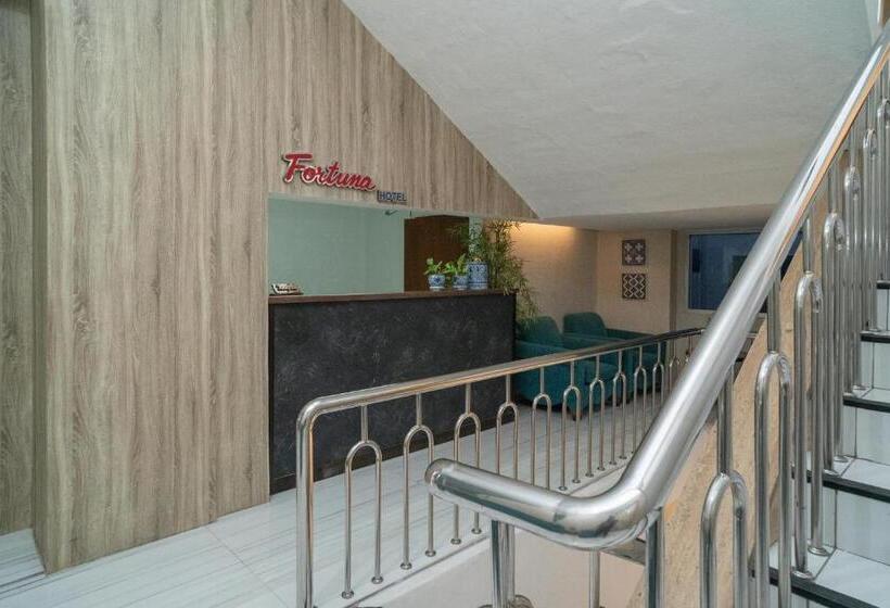 בית מלון כפרי Reddoorz @ Glodok