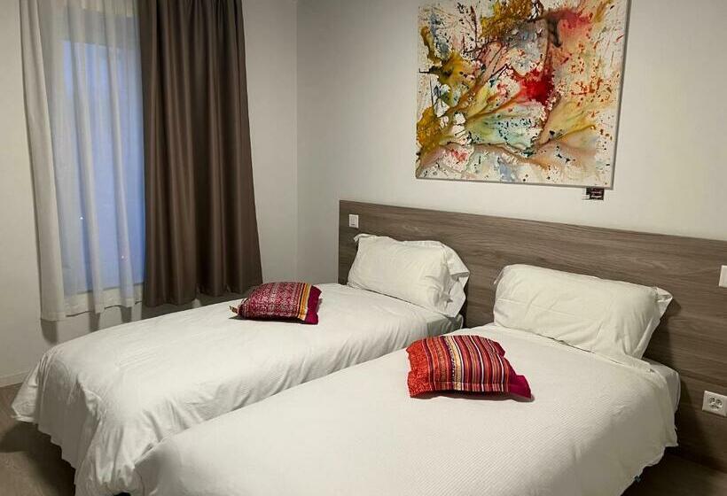 Отель Regina Bed & Breakfast