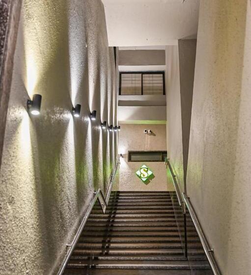 فندق Suvidha Suites