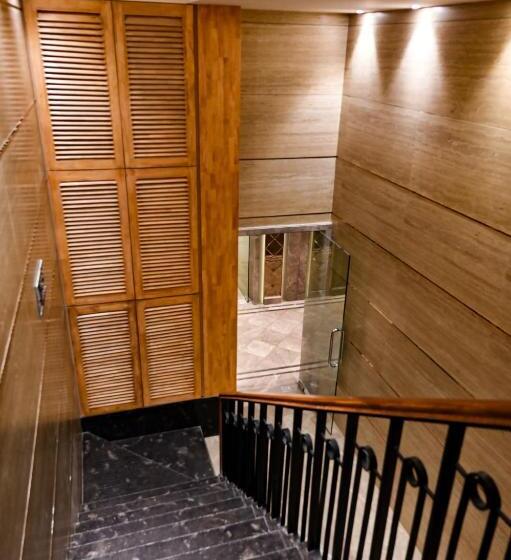 فندق Suvidha Suites