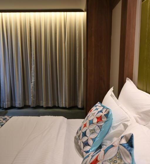 فندق Suvidha Suites