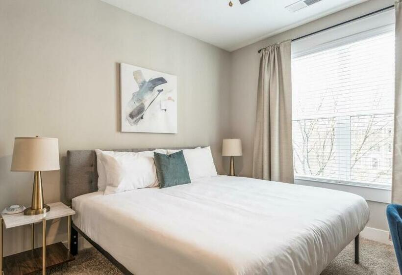 Kasa Dilworth Charlotte