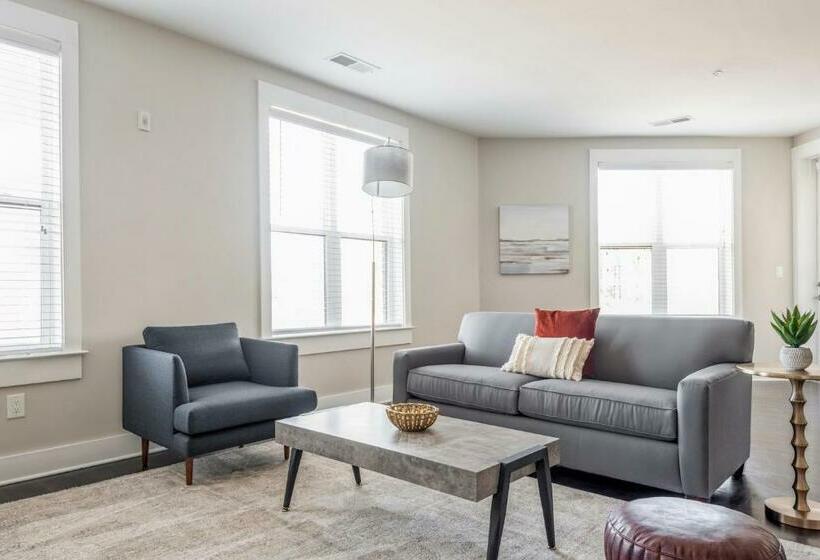 Kasa Dilworth Charlotte