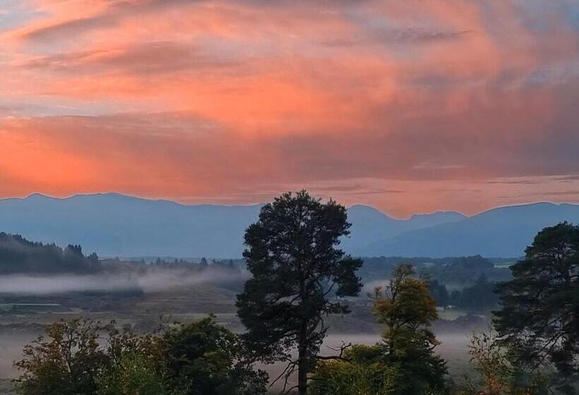 Nadurra But And Ben   Where The Ordinary Becomes Extraordinary