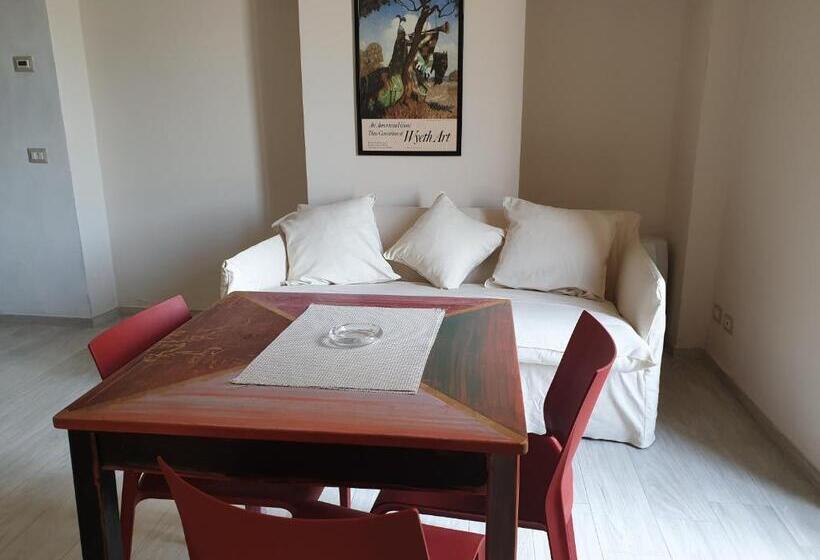 פנסיון Olivola Apartments