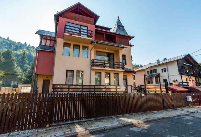 פנסיון Vila Emily