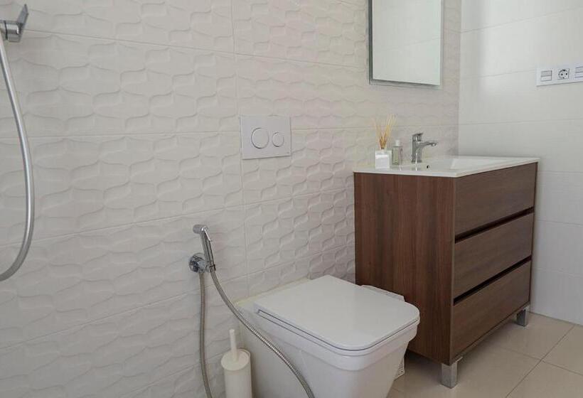 Stunning New Build 3 Bed Villa With Private Pool