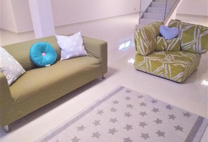 Stunning New Build 3 Bed Villa With Private Pool