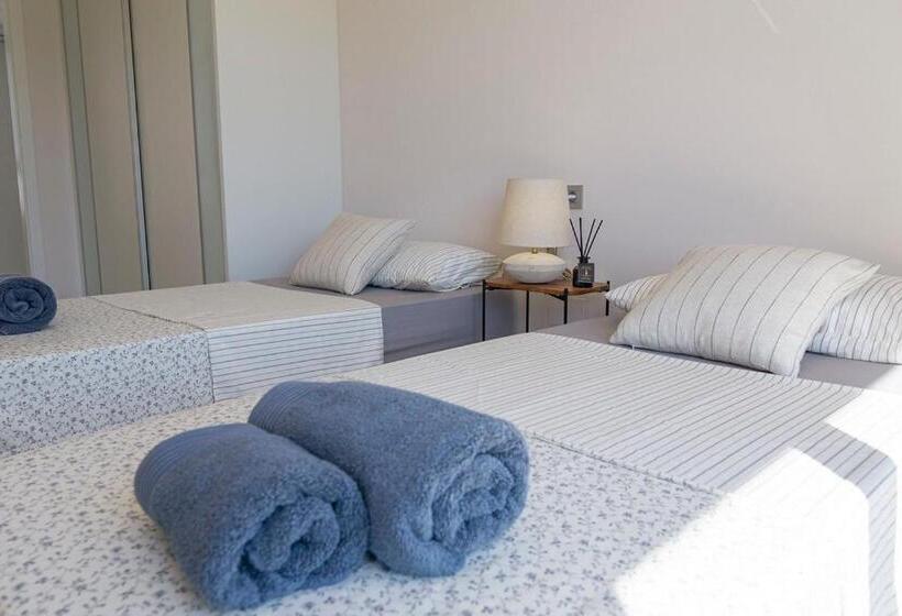 Stunning New Build 3 Bed Villa With Private Pool