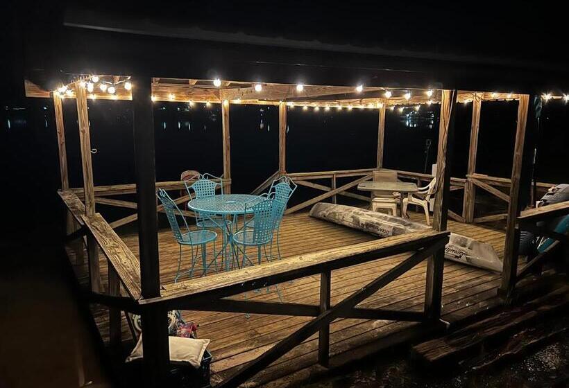 The Fifth Promise   A Cozy Lakehouse Retreat