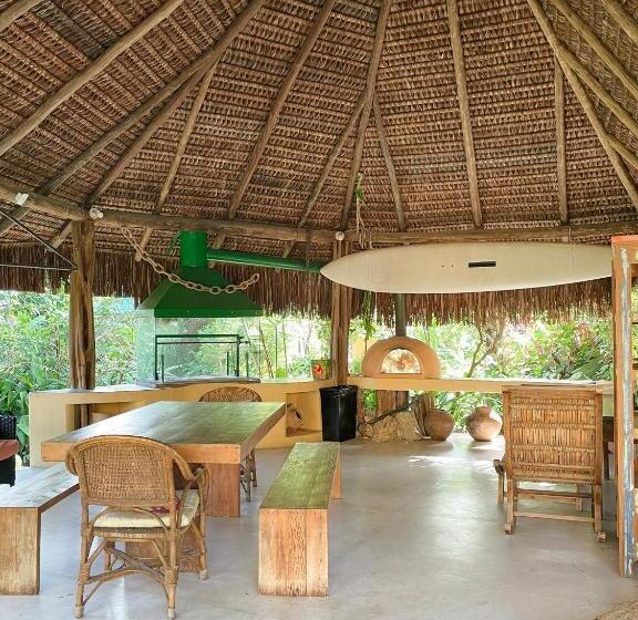 Villa Del Mare / Centro Da Ilha