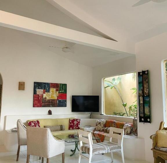 Villa Del Mare / Centro Da Ilha