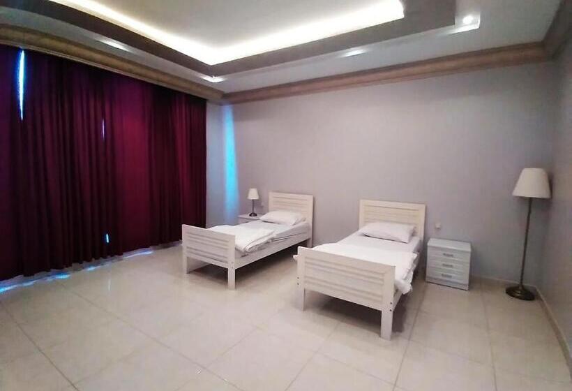 شاليهات الكوخ السويسري وأكوابارك