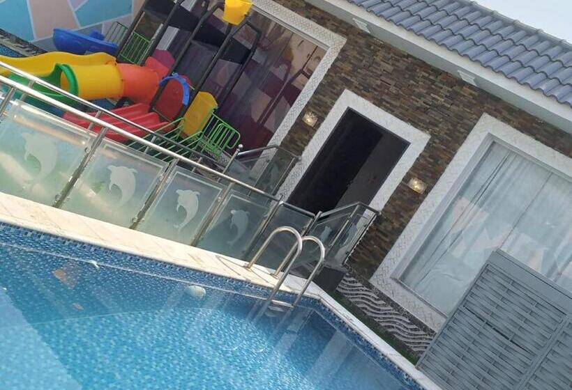 شاليهات الكوخ السويسري وأكوابارك