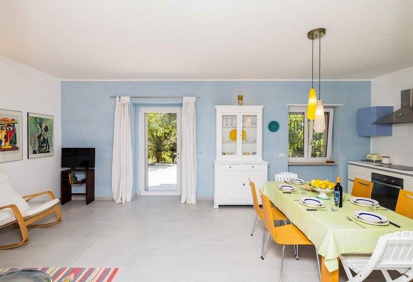 3031 Villa Meridia  Trilocale By Barbarhouse