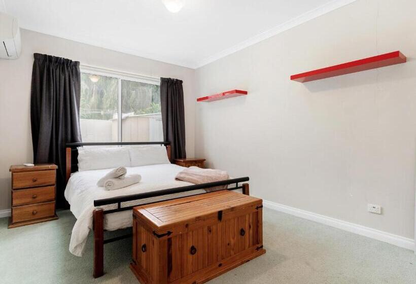 Aqua La Vista Mandurah