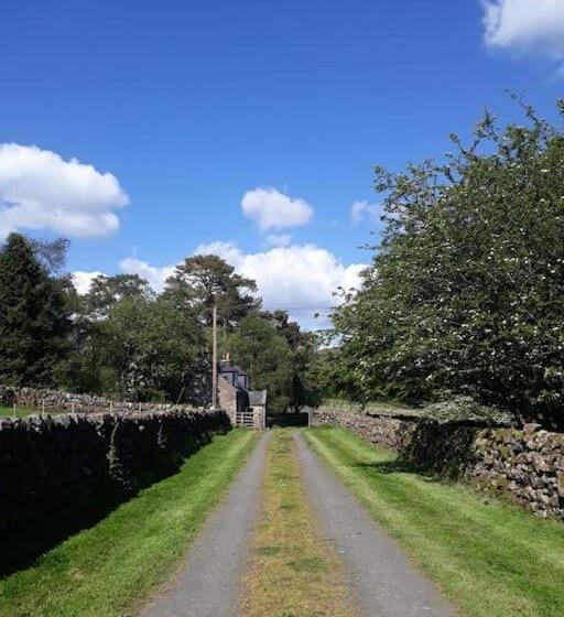 Beautiful Traditional Secluded Country Cottage