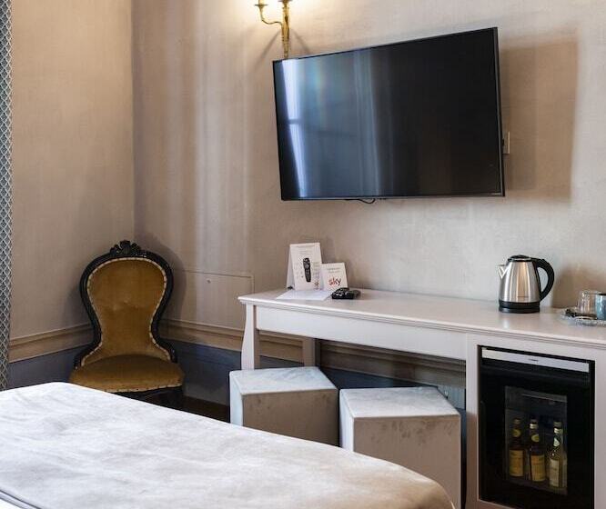 مبيت وإفطار Palazzo Fauzone Relais