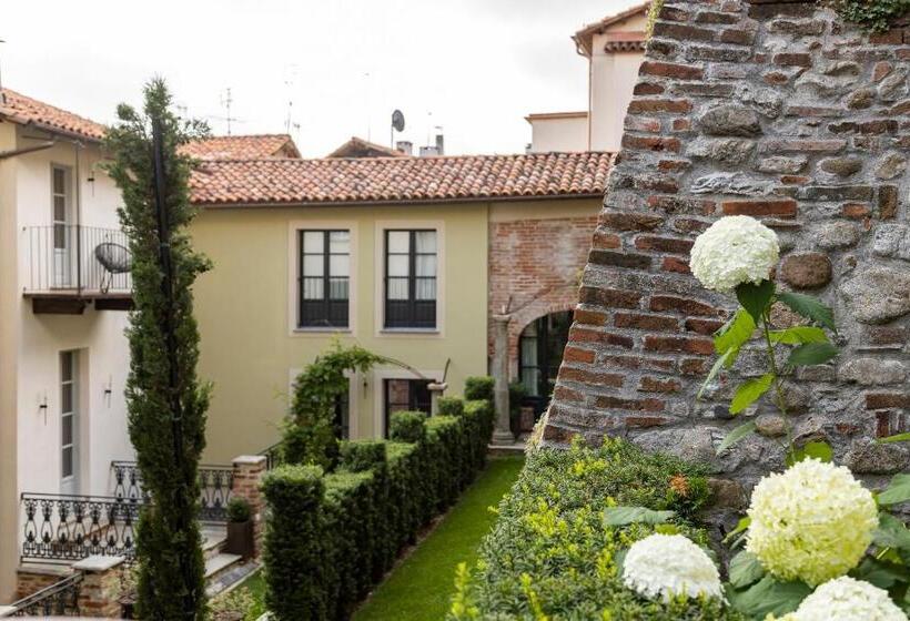 مبيت وإفطار Palazzo Fauzone Relais