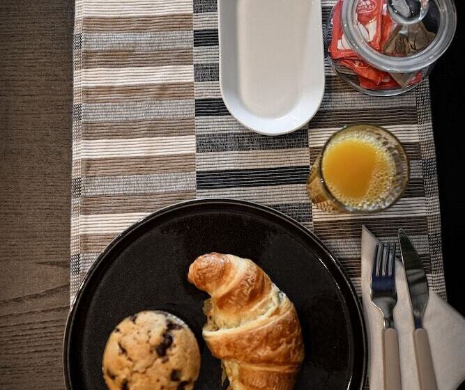 تختخواب و صبحانه Victoria By Petit Chic