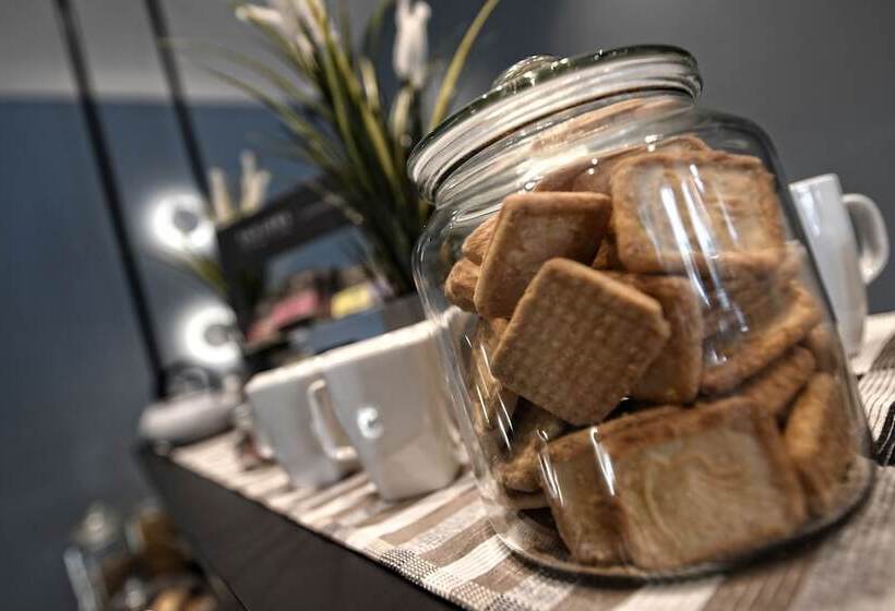 تختخواب و صبحانه Victoria By Petit Chic