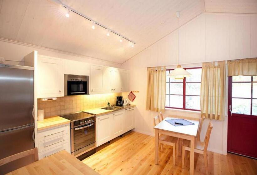 Bruksvallarna Lullens Stugby