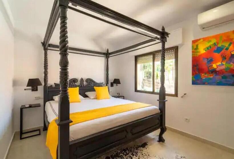 Casa De La Luz With Hot Tub