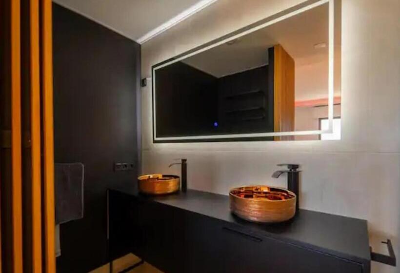 Casa De La Luz With Hot Tub