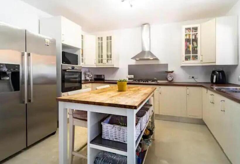 Casa De La Luz With Hot Tub