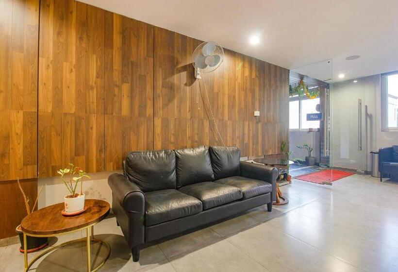 Fabhotel Ssr Fern Suites   Nr Gsm Mall