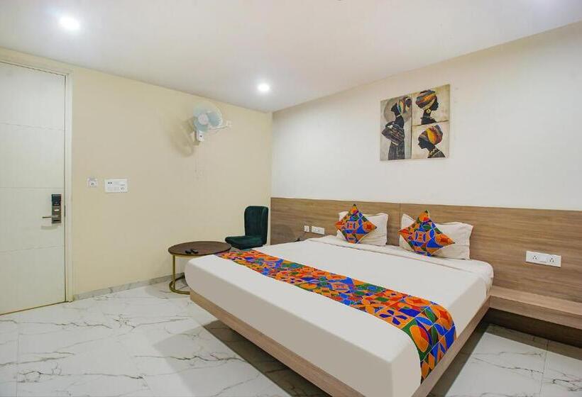 Fabhotel Ssr Fern Suites   Nr Gsm Mall