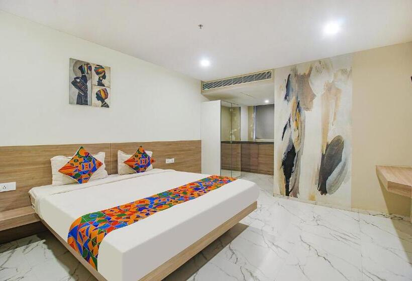 Fabhotel Ssr Fern Suites   Nr Gsm Mall