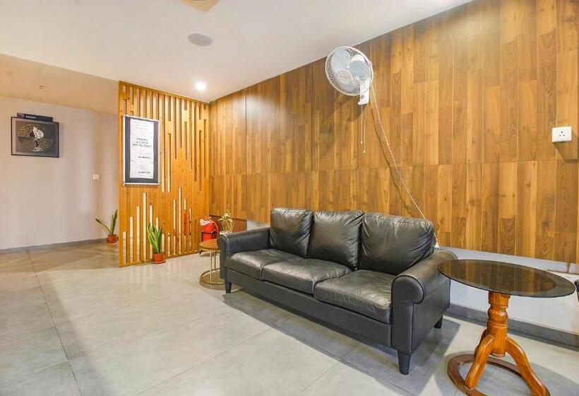 Fabhotel Ssr Fern Suites   Nr Gsm Mall