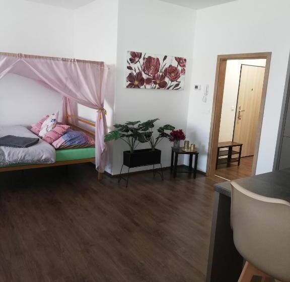 Glam Apartmán Bučovice