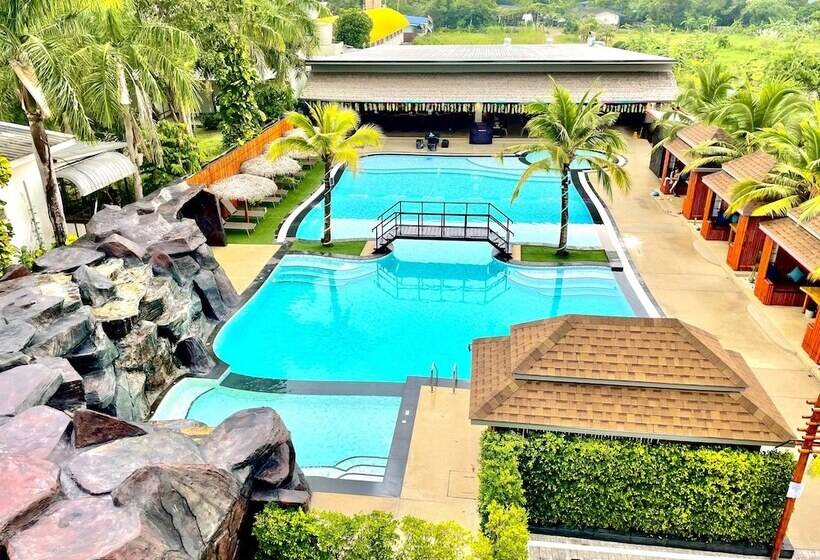 Hideaway Resort Banchang