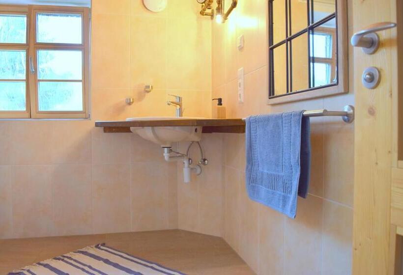 Holstein Höfle, Argeninsel