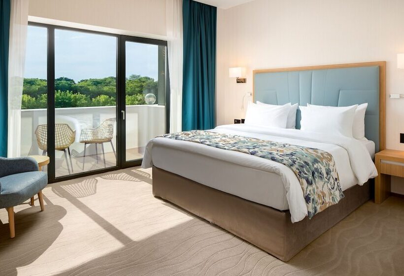 Отель Alma Health & Spa Retreat