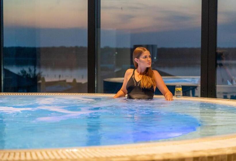 Отель Alma Health & Spa Retreat