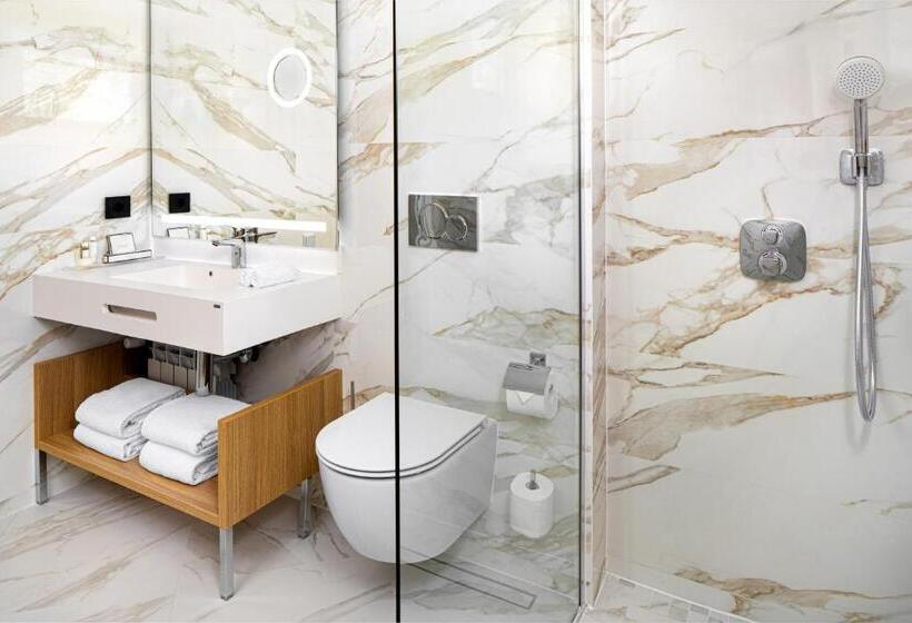 Отель Alma Health & Spa Retreat