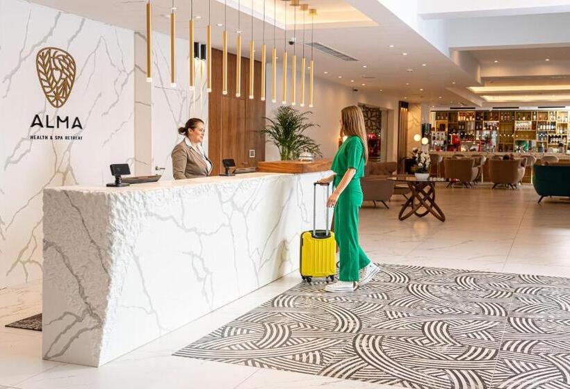 Отель Alma Health & Spa Retreat