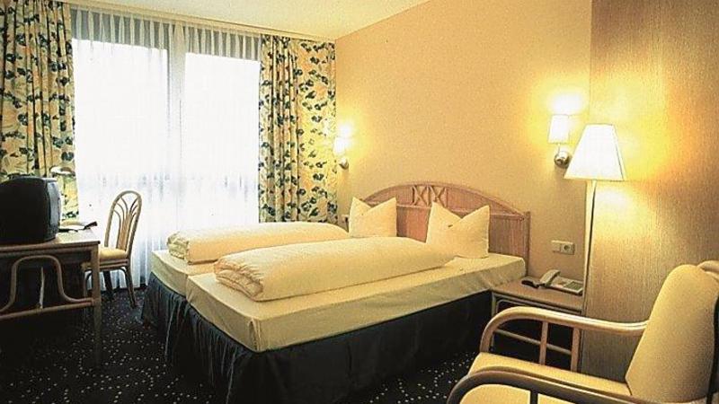 Отель Hessischer Hof