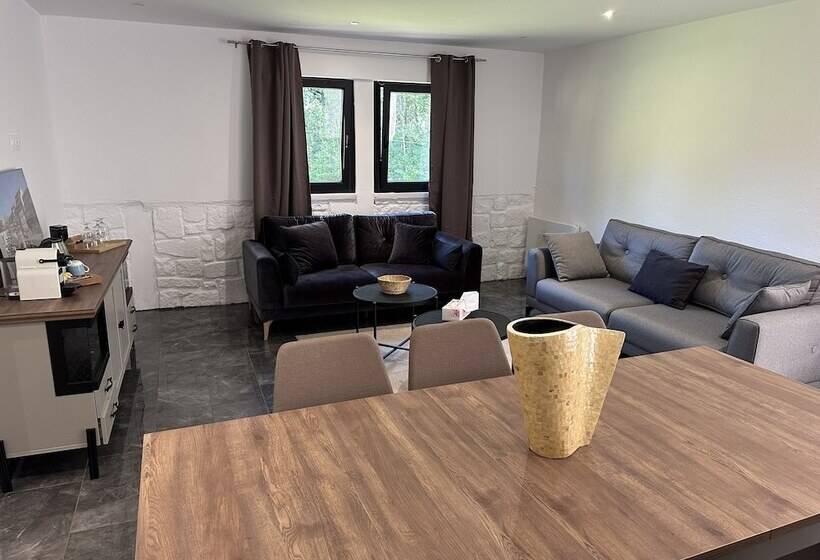 בית מלון כפרי Hôtel Parc Les Cigognes   Albé