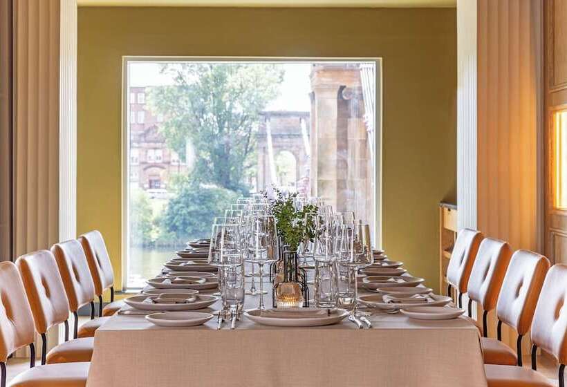 Virgin Hotels Glasgow