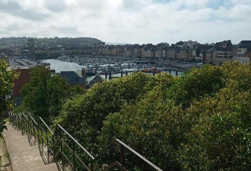 Le Petit Poltais   Centre Du Pollet   Proche Port & Plage