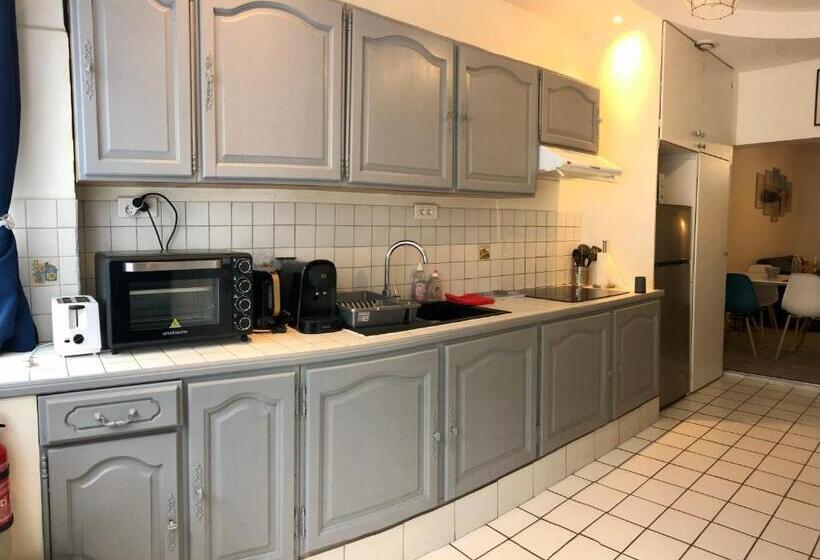 Le Petit Poltais   Centre Du Pollet   Proche Port & Plage