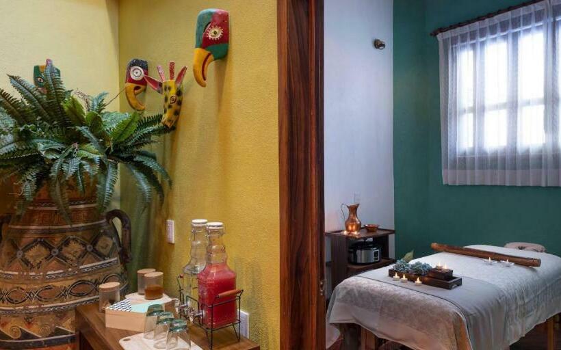 Marcela Resort & Spa