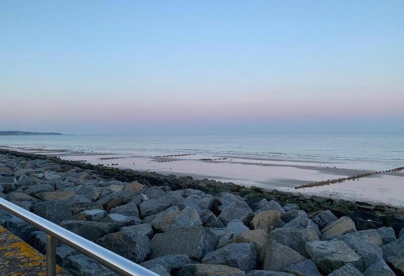 Meadows 3 New Beach Holiday Park