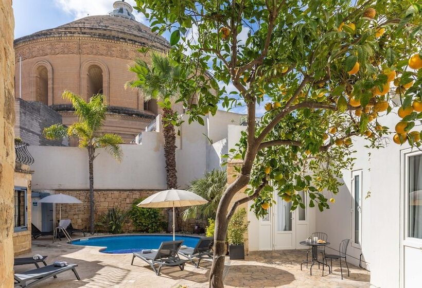 Mosta Dome B&b